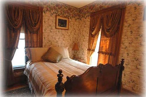 The Lion And The Rose Bed & Breakfast Whitefield Ngoại thất bức ảnh