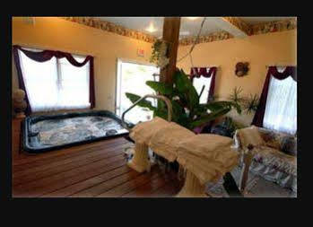 The Lion And The Rose Bed & Breakfast Whitefield Ngoại thất bức ảnh